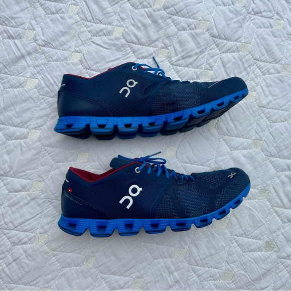 On Cloud Running Blue Athletic Shoes - Picture 2 of 5